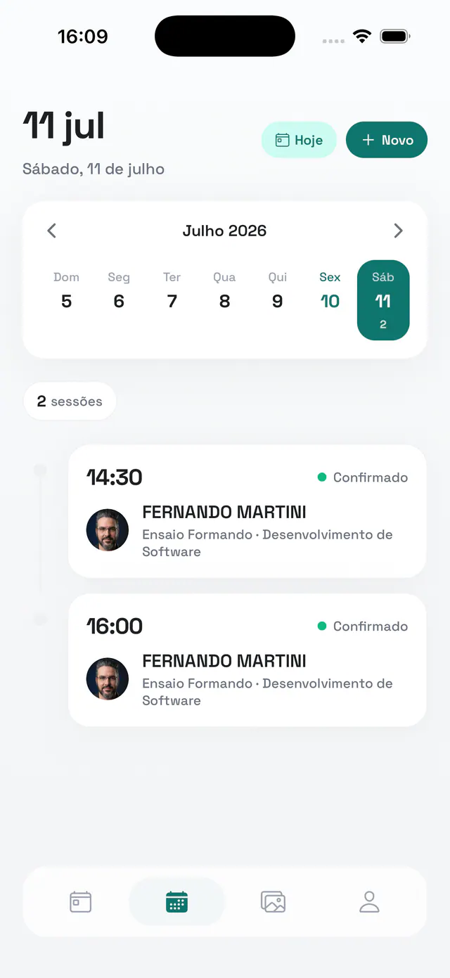 Agenda diaria del estudio con la vista semanal y las sesiones confirmadas