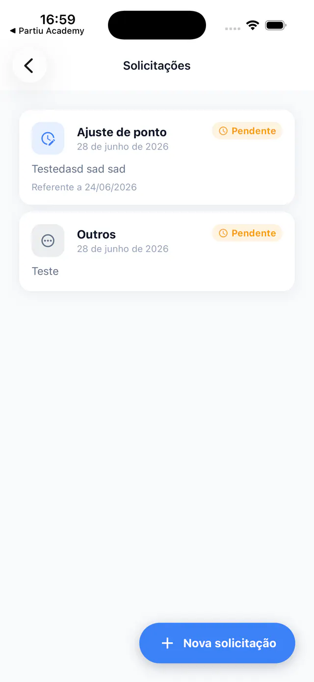 Pantalla de solicitudes a recursos humanos en Partiu Ponto con estado pendiente