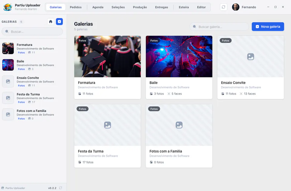 Partiu Uploader mostrando a tela de Galerias com capas, contagem de fotos e faces reconhecidas